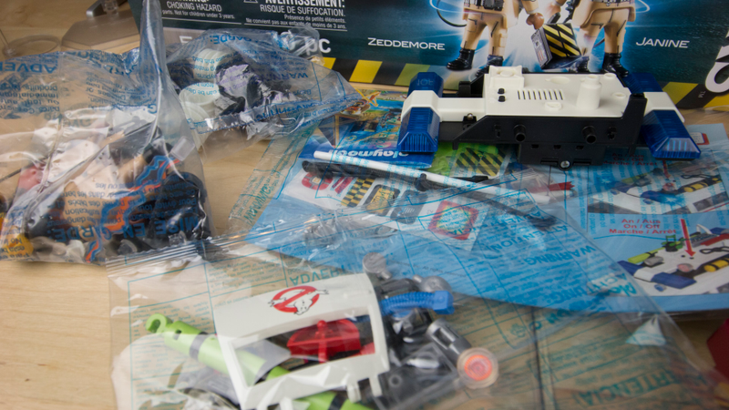 Illustration for article titled Toy Time Celebrates Ghostbusters Day With Playmobil's Ecto-1